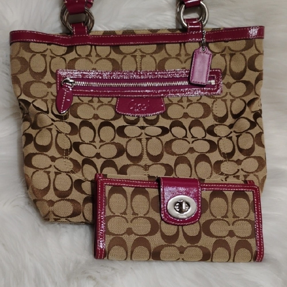 SALE! Auth Coach Tan/Mauve Signature Shoulder Bag & Wallet Vintage Bundle - Picture 16 of 16